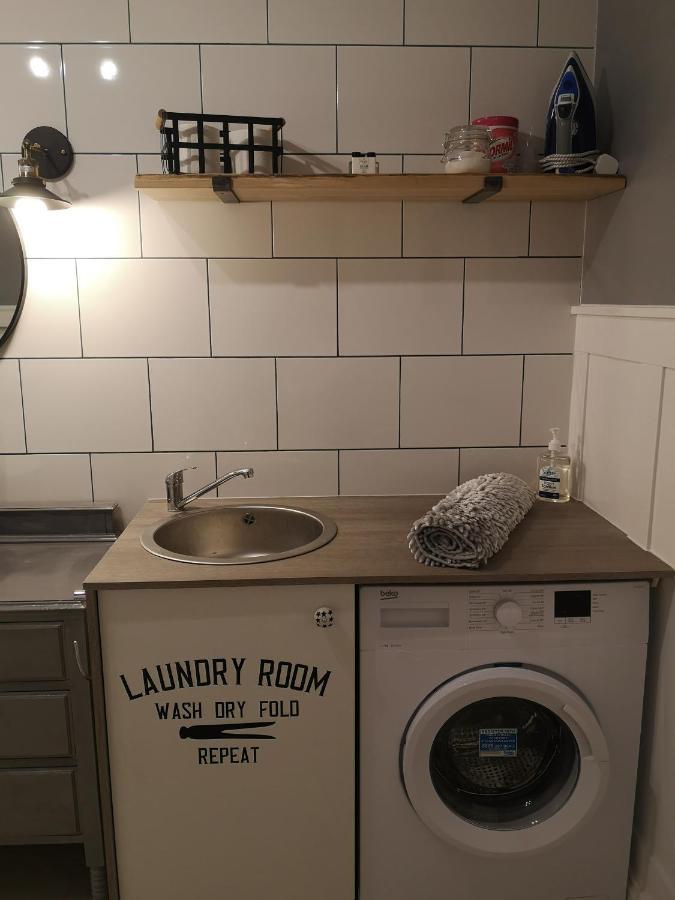 Great Glen Way Canal Side Apartment Inverness Eksteriør bilde