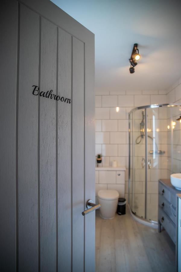 Great Glen Way Canal Side Apartment Inverness Eksteriør bilde